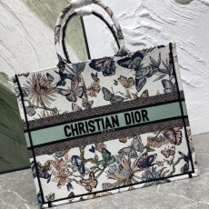 Christian Dior Shopping Bags